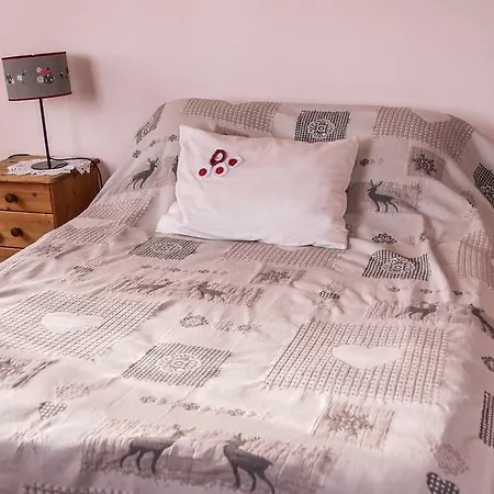 Maison D'hotes Chant Du Loup Bed & Breakfast *