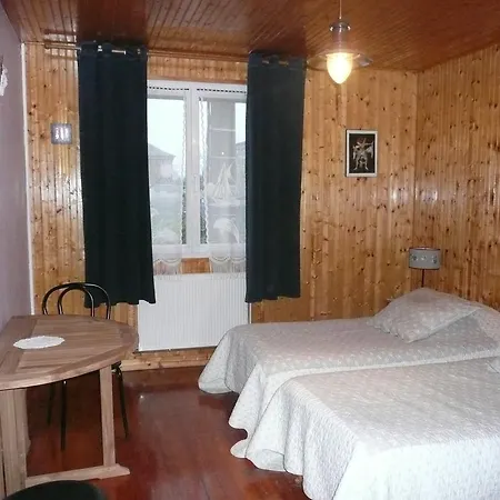 Bed & Breakfast Maison D'hotes Chant Du Loup