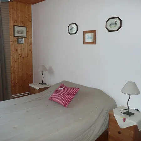 Bed & Breakfast Maison D'hotes Chant Du Loup *